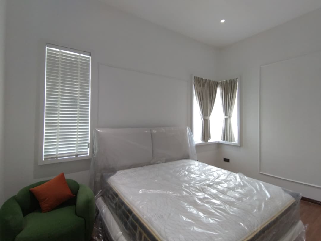 TIMBER PS BLINDS & LANTEX BLIND